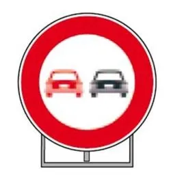 Segnale da cantiere 'divieto sorpasso'