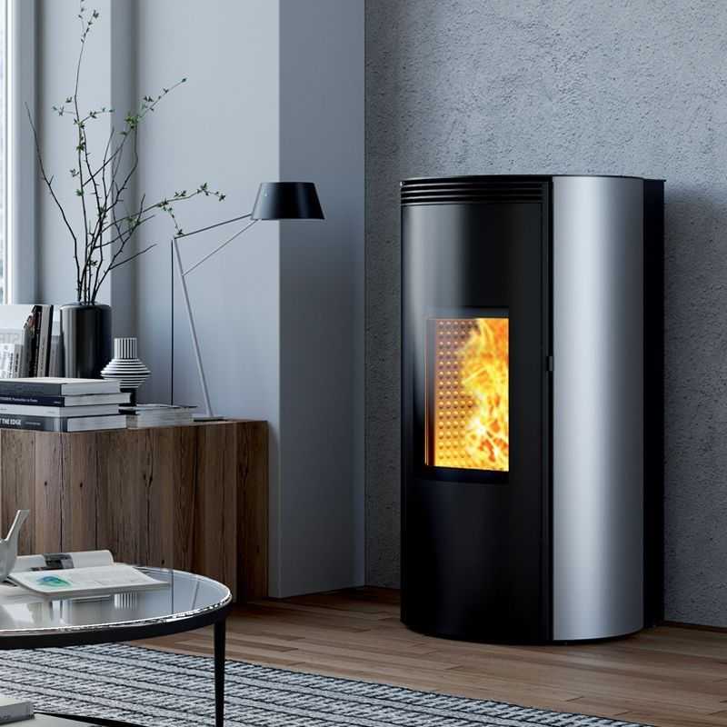 Self-cleaning pellet heating stove Caminetti Montegrappa CUMA