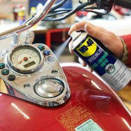 WD-40 SPECIALIST® MOTO - Cera lucidante ml.400