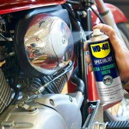 WD-40 SPECIALIST® MOTO - Cera lucidante ml.400