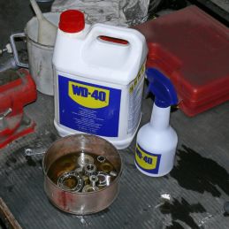 WD-40 Multipurpose spray TANK with dispenser lt.5