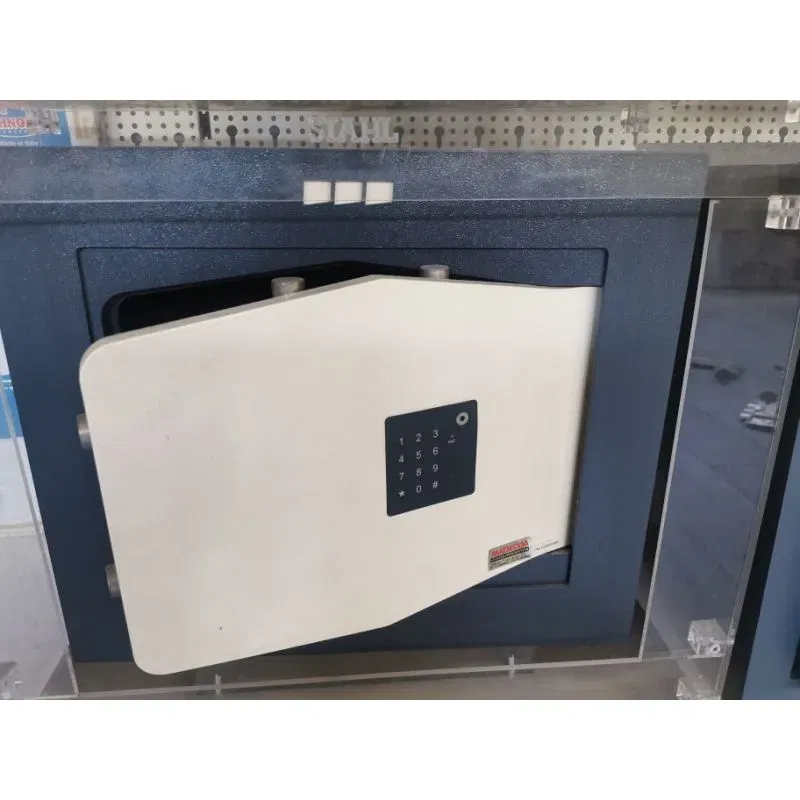 Cassaforte a murare STAHL HEXA 100 ELETTRONICA 44X44X23/35 Cassaforte a murare STAHL HEXA 100 ELETTRONICA 44X44X23/35